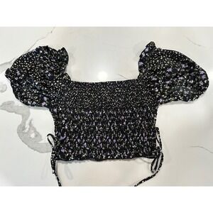 We're All Pretty Girls Black Floral Smocked Puff Sleeve Crop‎ Top S